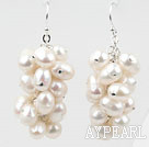 Haut style Cluster blanc percé Boucles d'oreilles perles d'eau douce