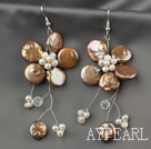Brown Coin perle d'eau douce Boucles d'oreilles blanches et de fleurs perle