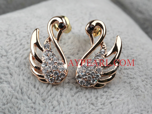 Fashion Style Beautiful Swan Shape Gold Plated Hypoallergenic Animal Studs Earrings