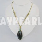 simple and fashion grass color agate necklace with extendable chain