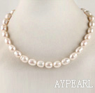 Favorit 15,7 Zoll 11-12mm naturweiß barocke Perle Halskette