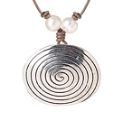 Newly Fashion Simple Style Round Tibet Silver Pendant Necklace with White Pearl and Leather