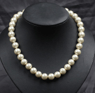 Brins d'or multi perles d'eau douce jaune et Pearl forme des dents Twisted collier