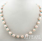 Single Strand Natural Pink Freshwater Pearl och grönt Crystal Halsband