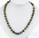 Klassisk design 10mm rund grön Gemstone pärlstav halsband