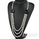 ファッション真珠と月明かりクラスプと黒瑪瑙のネックレス