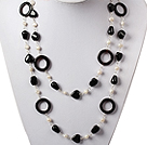 Lång Style White Pearl och svart agat halsband 