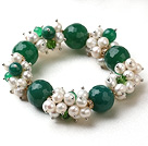 Assorted hvit Freshwater Pearl og Big Green Agate Stretch Bracelet
