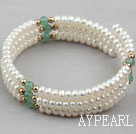 Hvit Freshwater Pearl og Aventuringlas Wrap Bangle Bracelet