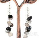 Style de Dangle gris noir Série perles d'eau douce Boucles d'oreilles en agate et longues