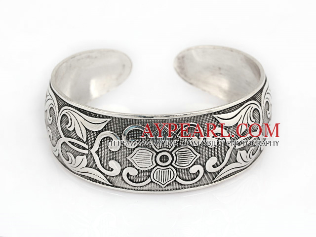Classic Style Carved Flower Patterns Bold Adjustable Metal Bangle Bracelet