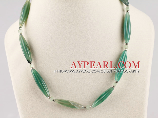 carved leaf shape green agate necklace