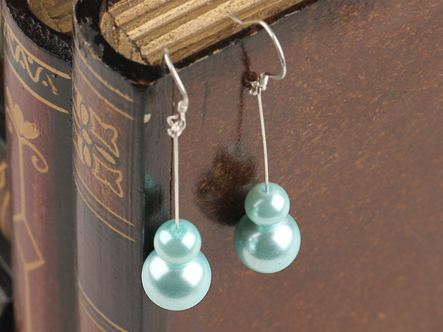 lovely light blue sea shell beads earrings