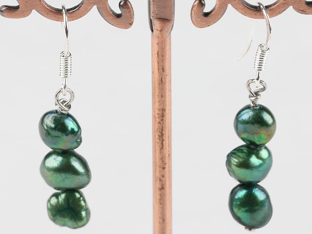 Lovely Layer Dyed Green Freshwater Pearl Dangle Earrings With Fish Hook