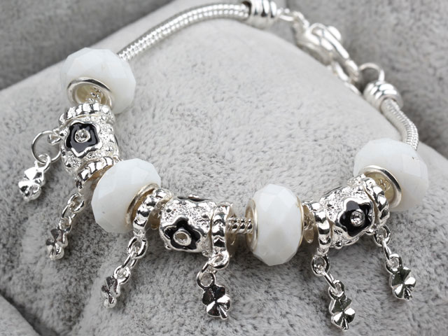 Fashion Style White Colored Glaze Charm Bracelet