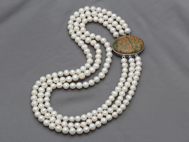 Three Strands 8-9mm Natural White Freshwater Pearl Beaded Necklace with Stone Clasp