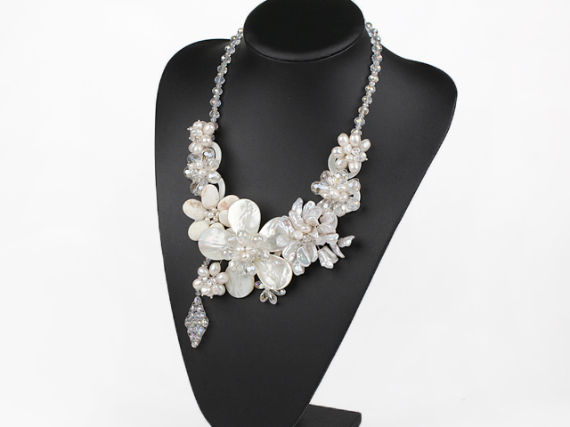 Elegant and Big Style White Biwa Pearl and Clear Crystal and White Shell Flower Party Necklace