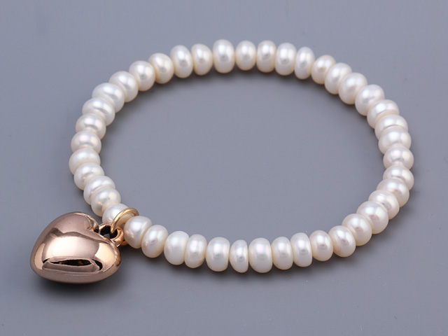 Nice 5-6mm Natural White Freshwater Pearl Beaded Bracelet With Golden Heart Charm