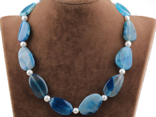 Oval Shape Blue Agate and White Freshwater Pearl Necklace with Moonlight Clasp