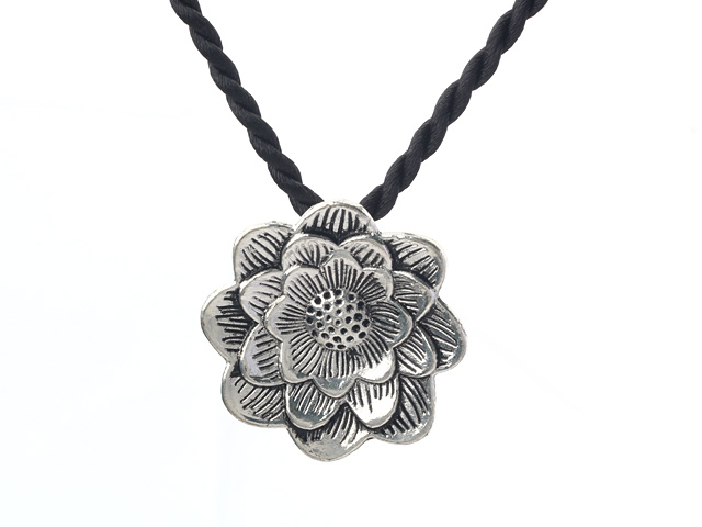 simple and fashion tibet silver flower necklace 