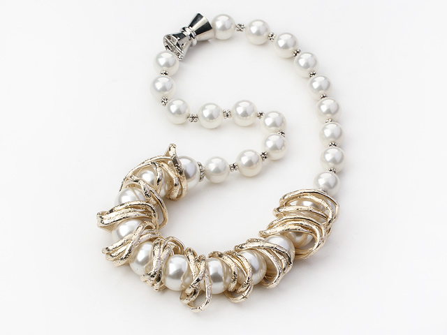 sparkly 12-16mm white sea shell beads necklace with magnetic clasp