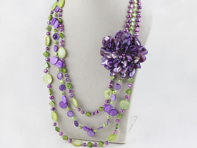 Big Style Purple Pearl and Shell Flower Necklace