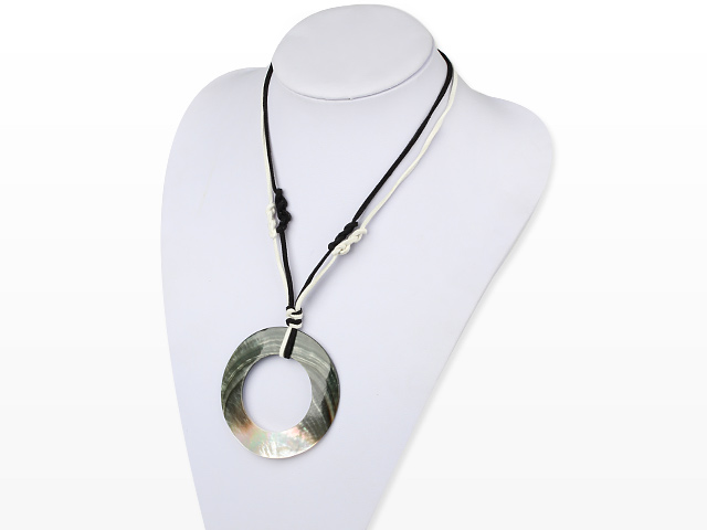 Lovely Hollow Black Lip Shell Pendant Necklace With White And Black Cords