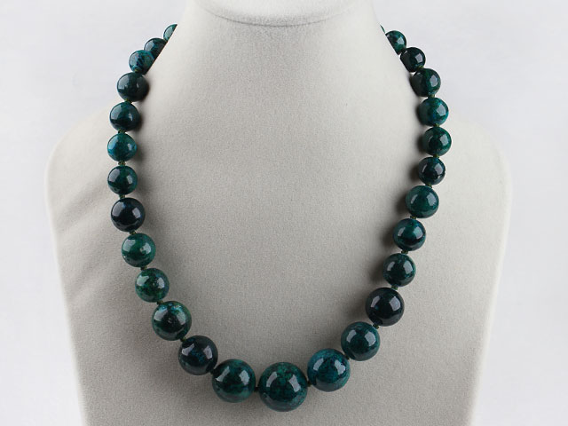 Round phoenix stone graduated beaded necklace with moonlight clasp