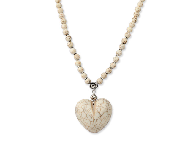 Classic Design Round Howlite Necklace with Heart Shape Pendant