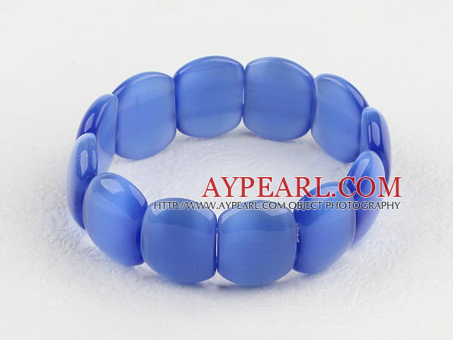 elastic light blue cat's eye bracelet
