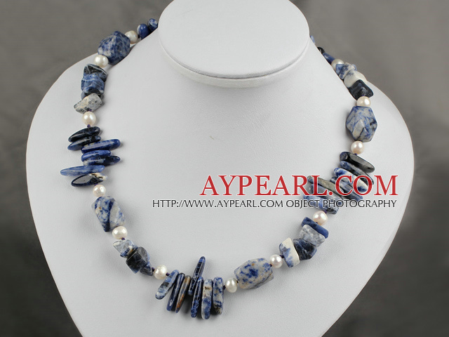 18 inches pealr and sodalite necklace with lobster clasp