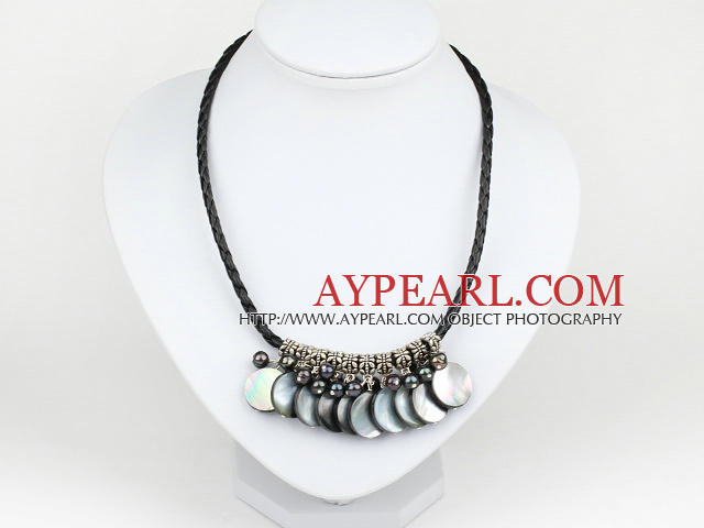 pearl and black lip shell necklace with extendable chain