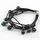 Beau style perle d'eau douce multi brins noir et bracelet en cuir grenat