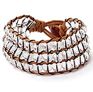 Pretty handknuten Multilayer Round Clear Crystal Brown Leather Wrap armband med Red Agate Lås