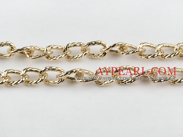 Brass chain 10*15mm gold plated. Sold per pkg of 5 meter.