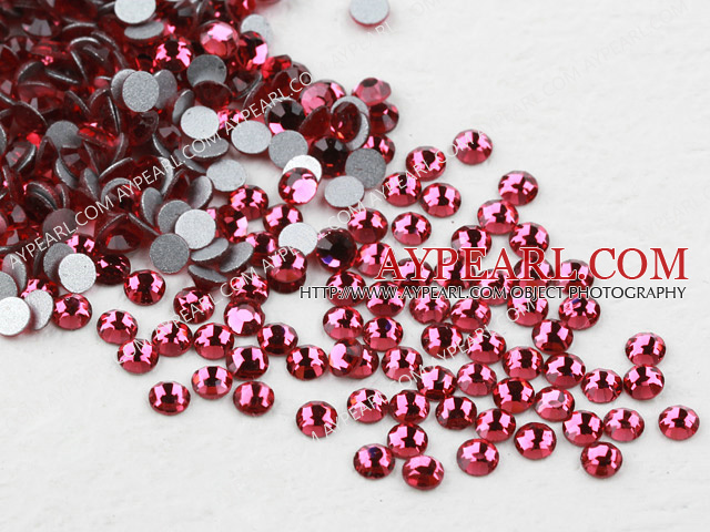 Rhinestone cabochon, rose, silver-foil back ,3.0-3.2mm faceted round, SS12. Sold per pkg of 1440.