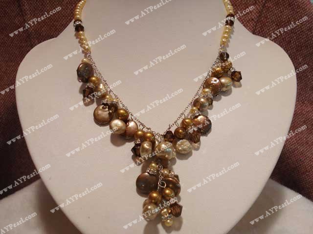 Austra crystal pearl necklace