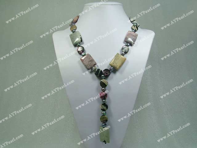 gem pearl necklace