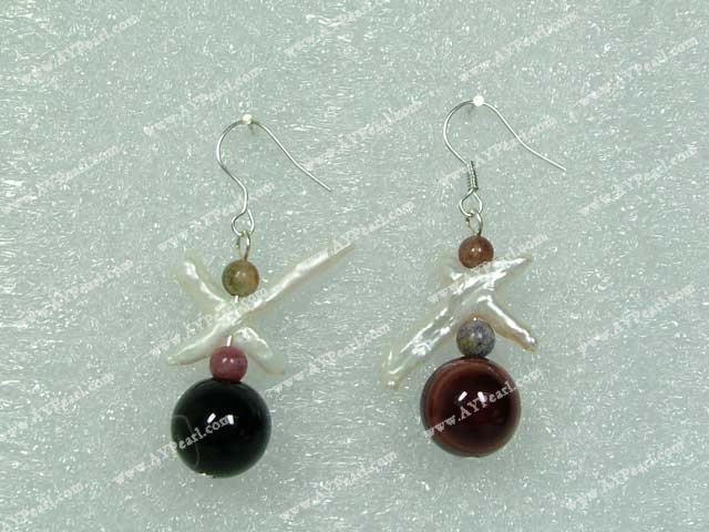 agate pearl earring