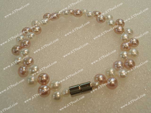 pearl bracelet