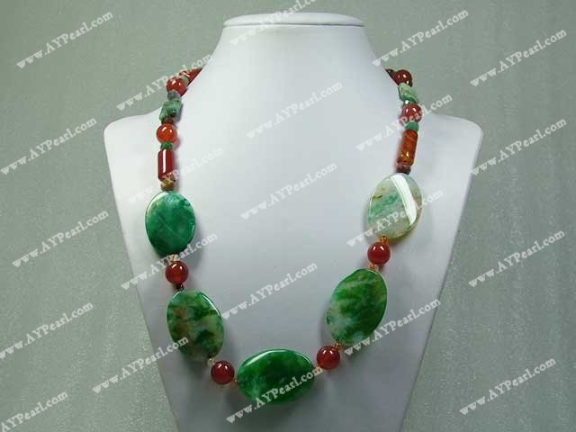collier rouge agate verte