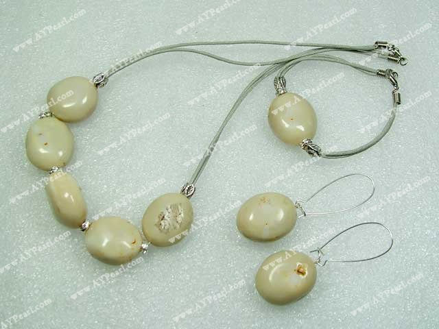 white coral set