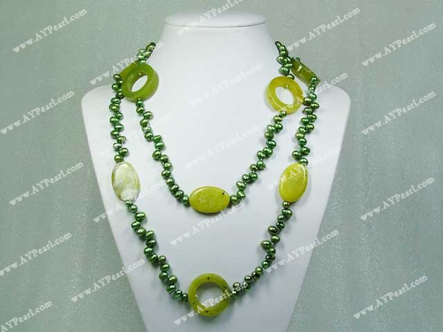 pearl olive necklace