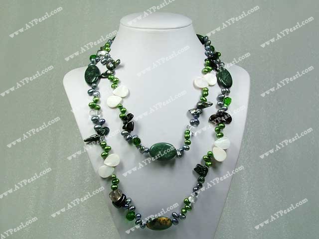 pearl crystal gem necklace