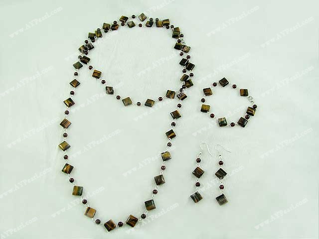 garnet tiger eye set