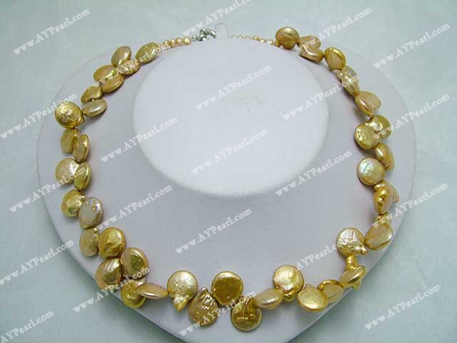 pearl necklace