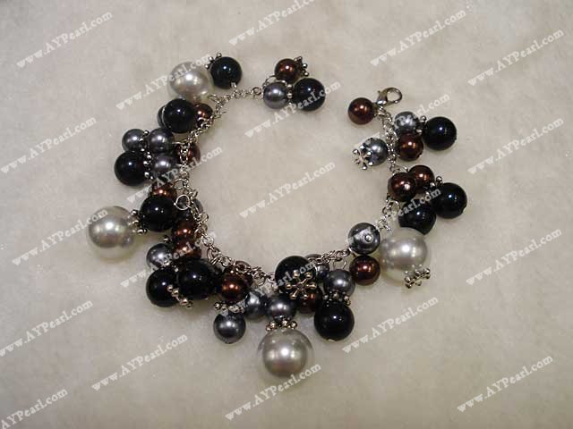 Acrylic pearl bracelet