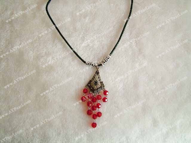 collier en cristal rouge