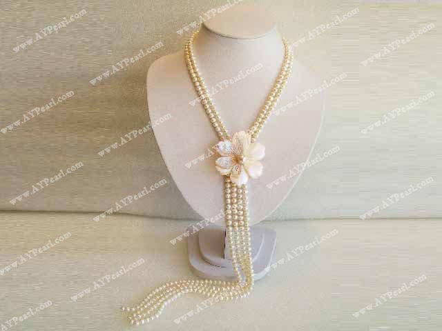 pearl necklace