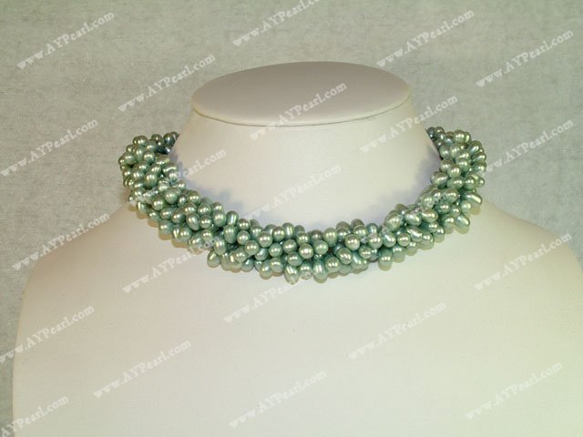 pearl necklace